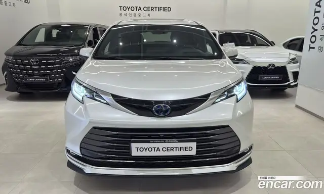 Toyota Sienna 2025 2.5 вариатор, миниатюра 3