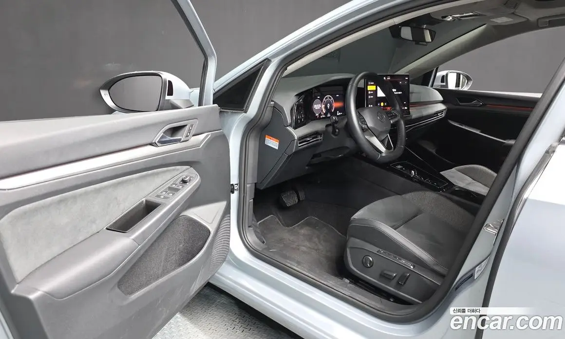 Volkswagen Golf 2026 2.0 АКПП, фото 13