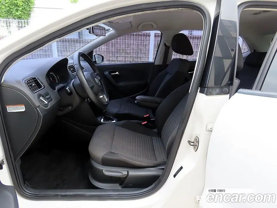Volkswagen Polo 2013 1.6 АКПП, фото 5