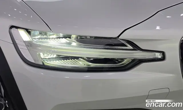 Volvo V60 2022 2.0 АКПП, миниатюра 7