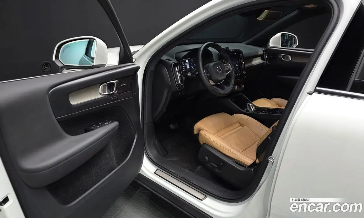 Volvo XC40 2020 2.0 АКПП, фото 12