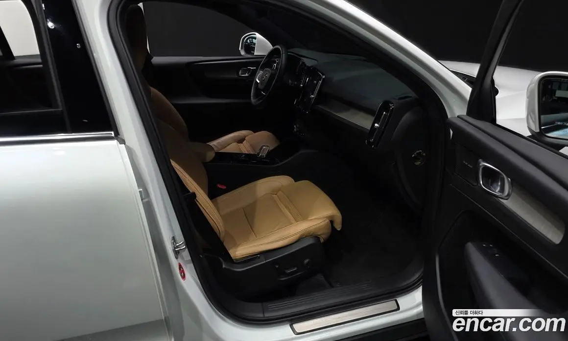 Volvo XC40 2020 2.0 АКПП, фото 16