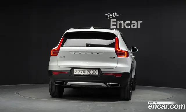 Volvo XC40 2020 2.0 АКПП, миниатюра 3