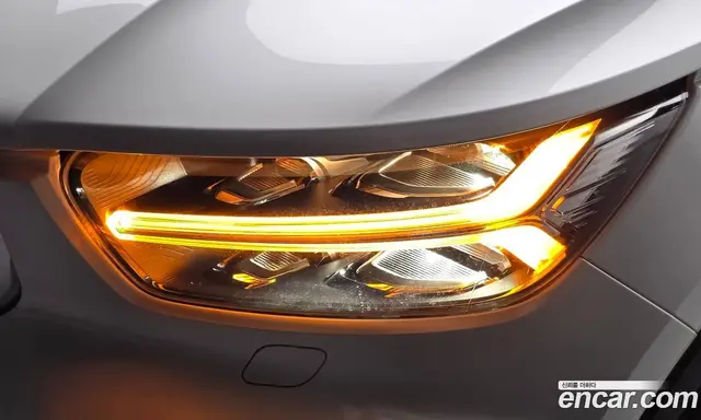Volvo XC40 2020 2.0 АКПП, миниатюра 7