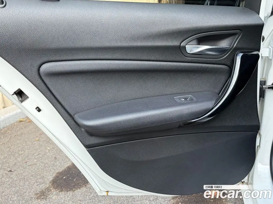 BMW 1 серия 2019 2.0 АКПП, фото 17
