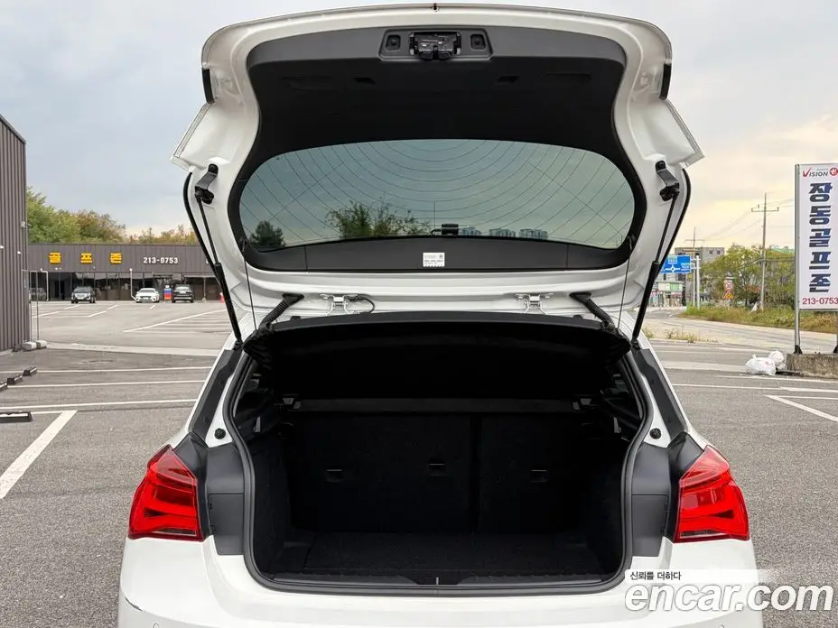 BMW 1 серия 2019 2.0 АКПП, фото 18