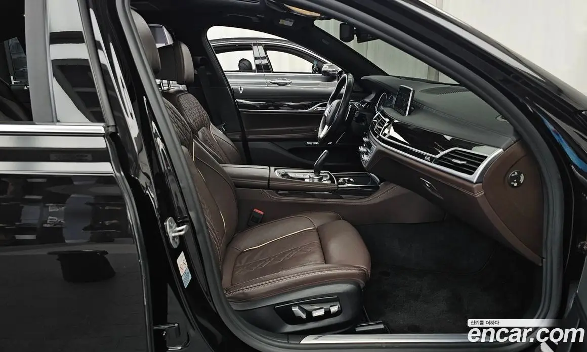 BMW 7 серия 2018 3.0 АКПП, фото 11