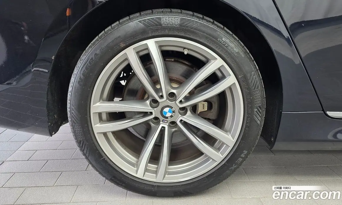 BMW 7 серия 2018 2.0 АКПП, фото 5