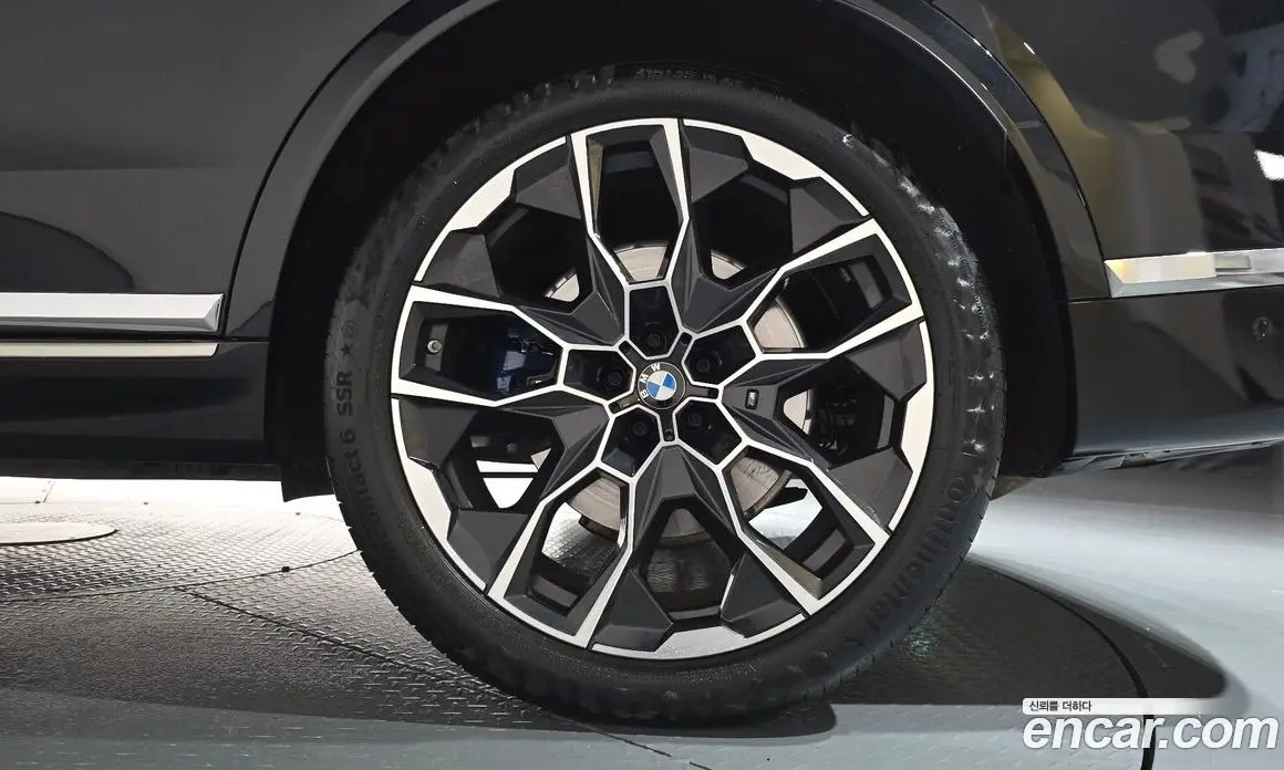 BMW X7 2023 3.0 АКПП, фото 6