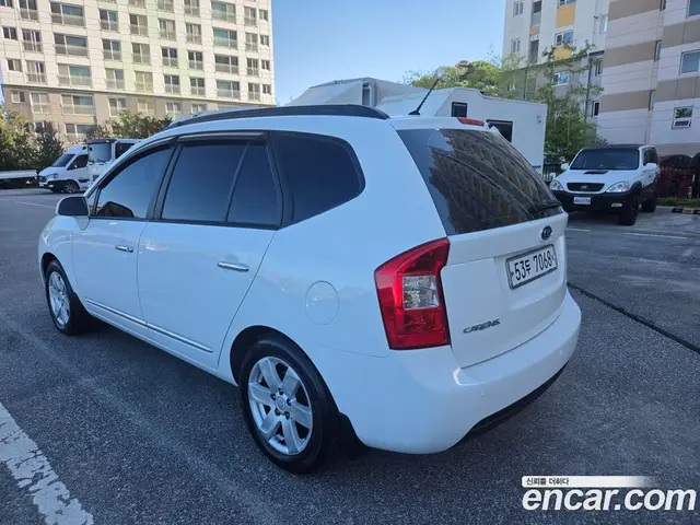 Kia Carens 2008 2.0 АКПП, миниатюра 2