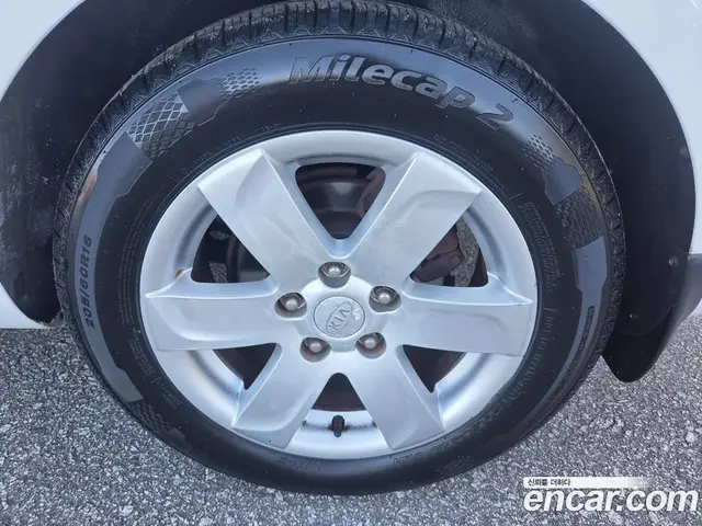 Kia Carens 2008 2.0 АКПП, миниатюра 5
