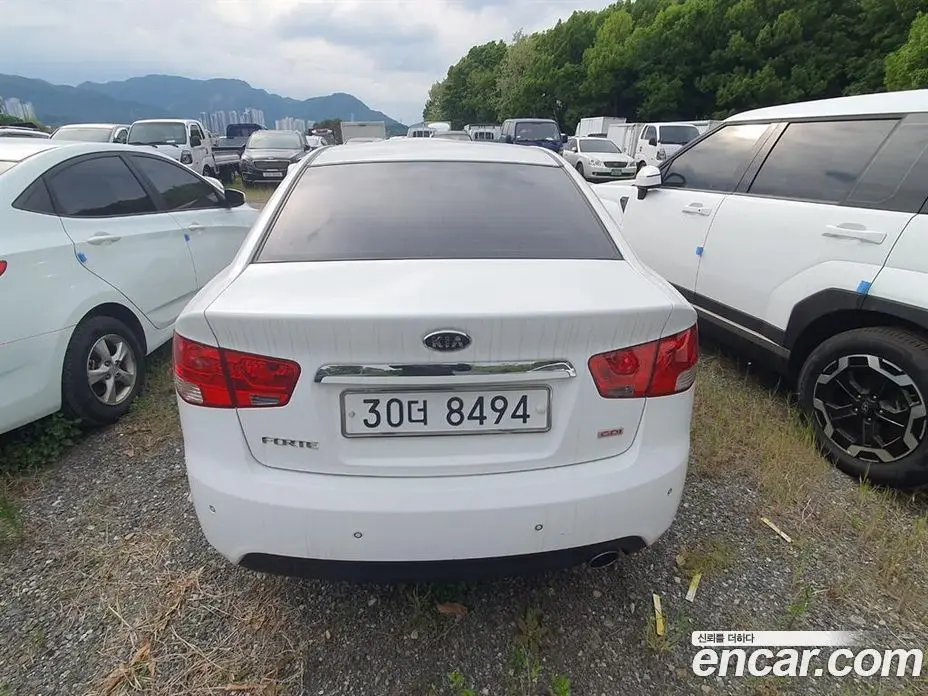 Kia Porte 2011 1.6 АКПП, фото 4
