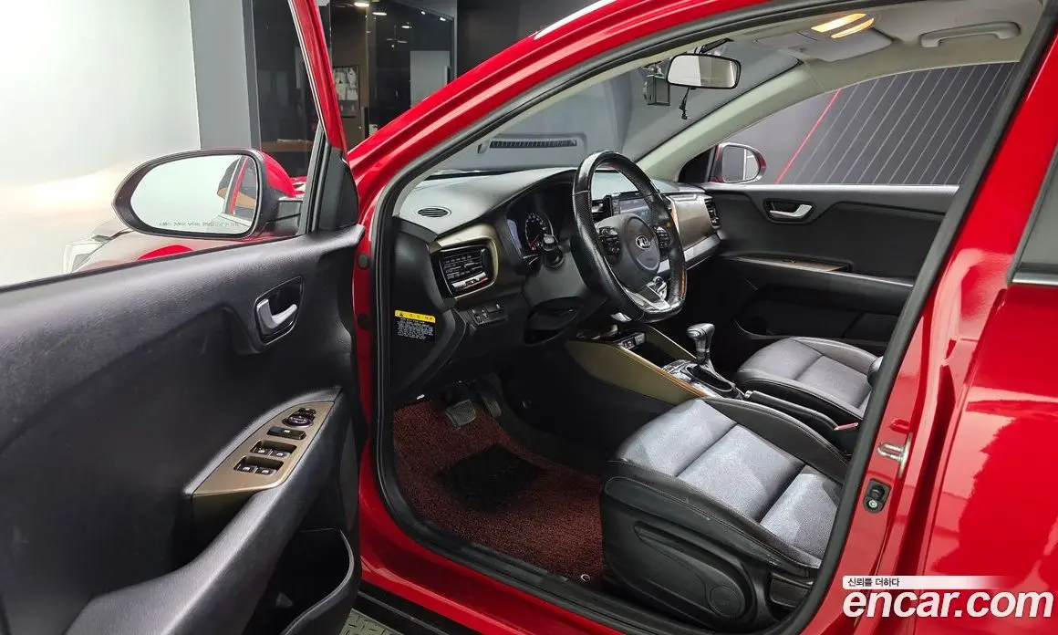 Kia Stonic 2017 1.6 АКПП, фото 10