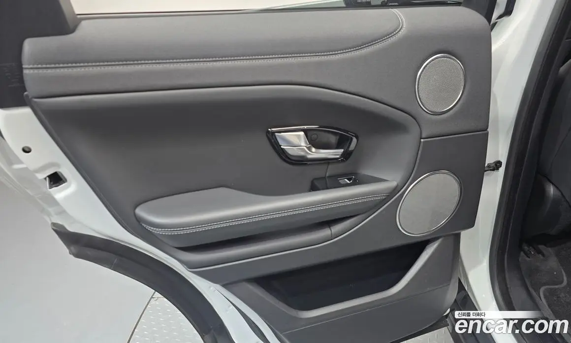 Land Rover Range Rover Evoque 2019 2.0 АКПП, фото 14