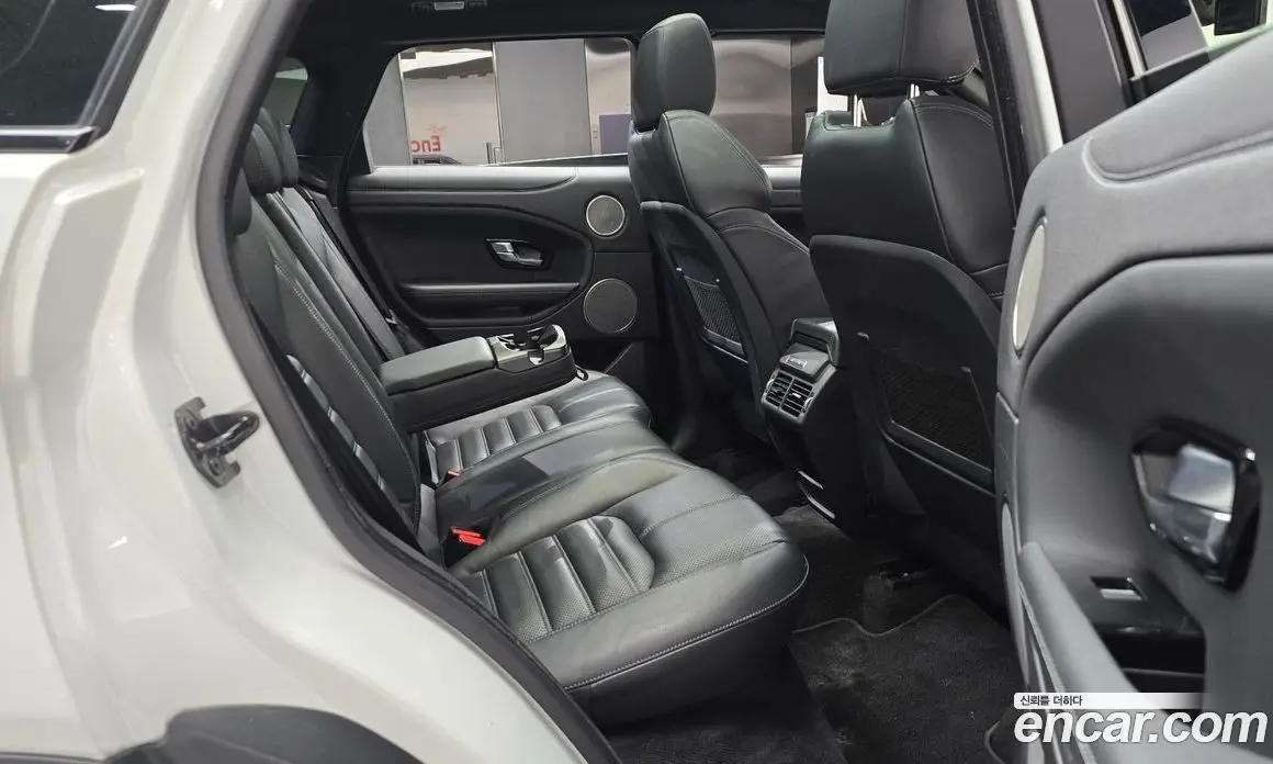 Land Rover Range Rover Evoque 2019 2.0 АКПП, фото 16