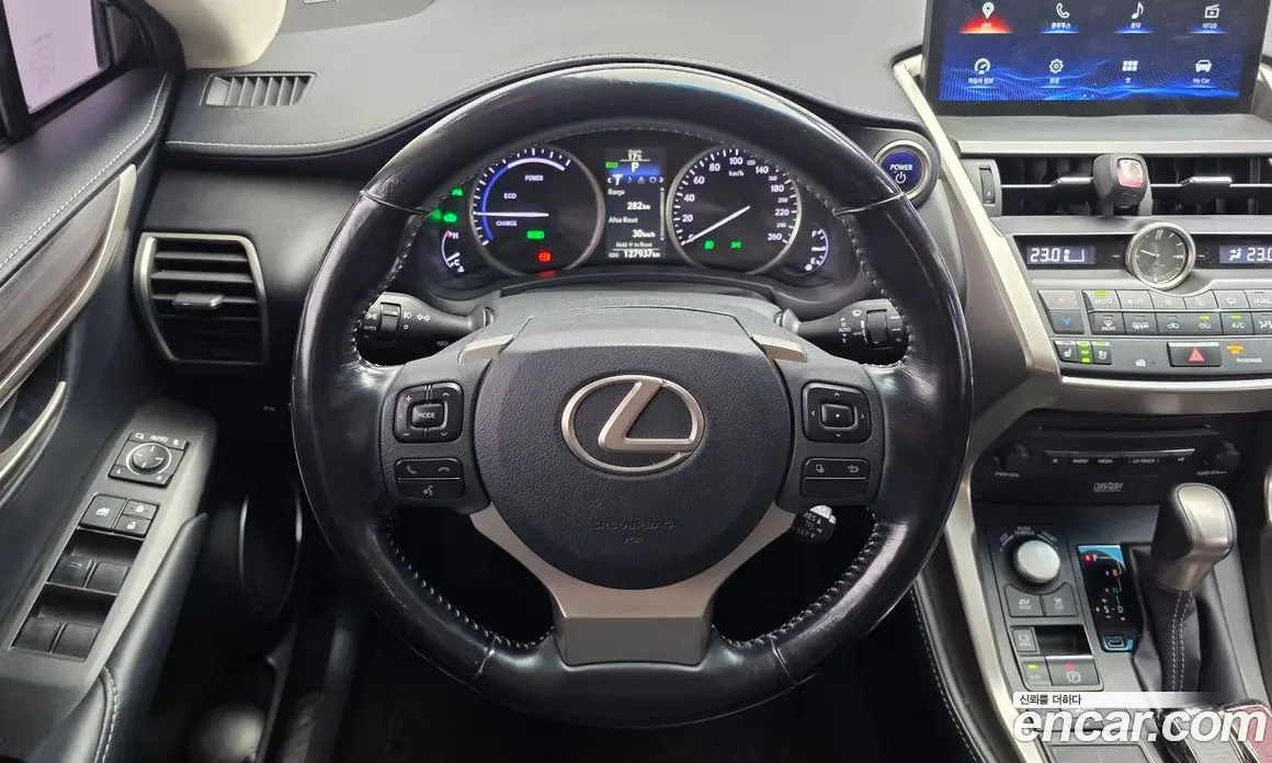 Lexus NX 2016 2.5 АКПП, фото 13