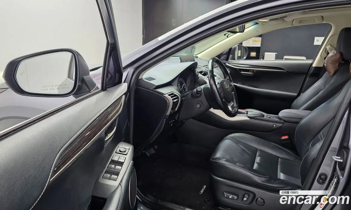 Lexus NX 2016 2.5 АКПП, фото 10