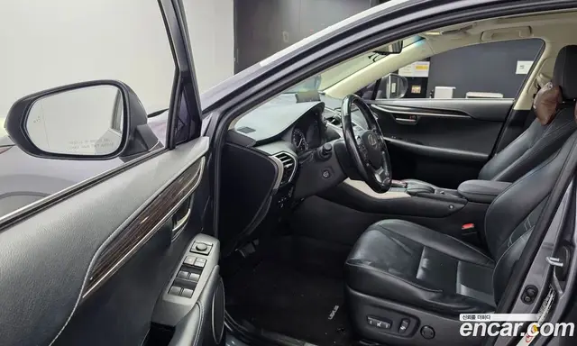 Lexus NX 2016 2.5 АКПП, миниатюра 10