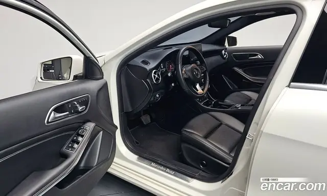 Mercedes-Benz A-Class 2016 1.6 АКПП, миниатюра 12