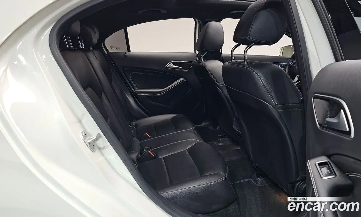 Mercedes-Benz A-Class 2016 1.6 АКПП, фото 16