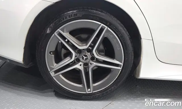 Mercedes-Benz CLS-Class 2019 1.9 АКПП, миниатюра 6