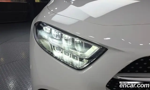Mercedes-Benz CLS-Class 2019 1.9 АКПП, миниатюра 7
