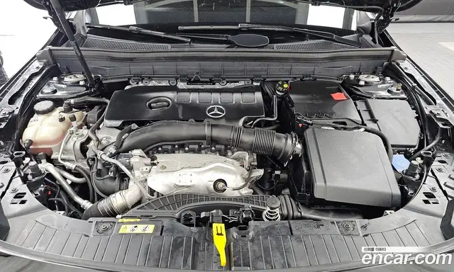 Mercedes-Benz GLB-Class 2021 2.0 АКПП, миниатюра 6