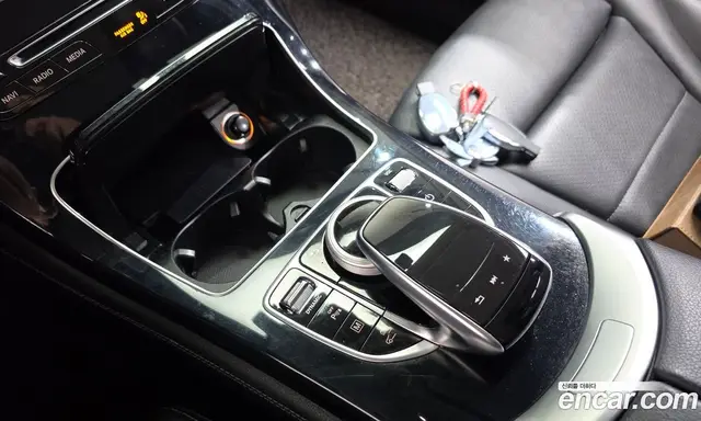Mercedes-Benz GLC-Class 2018 2.0 АКПП, миниатюра 12