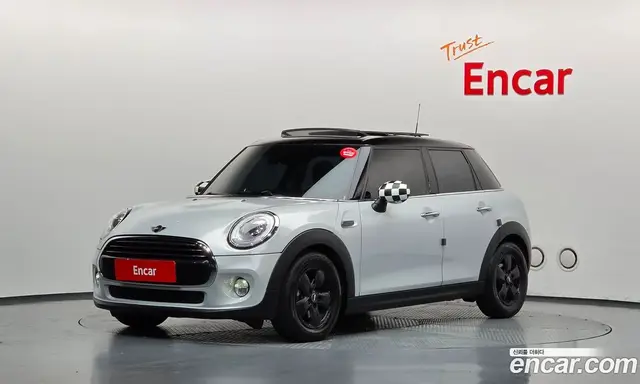 Mini Cooper, 2016, 89 185 км