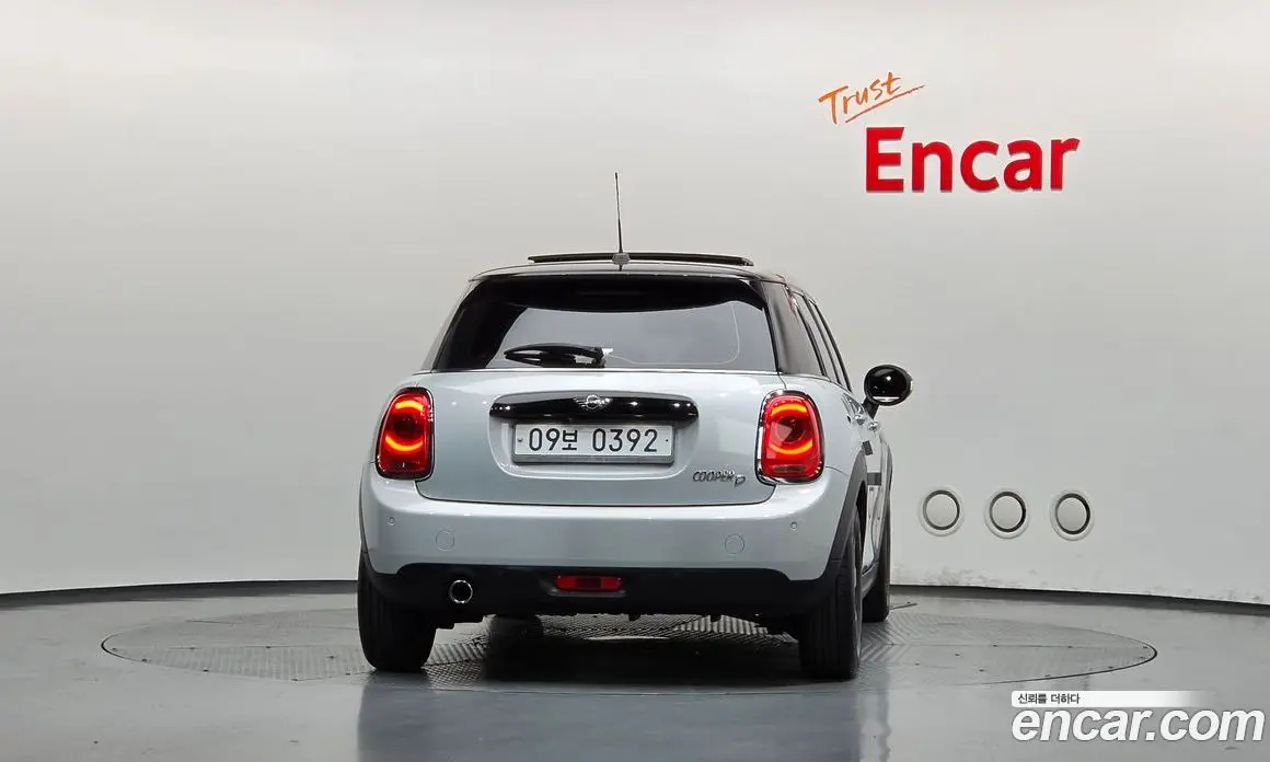 Mini Cooper 2016 1.5 АКПП, фото 4