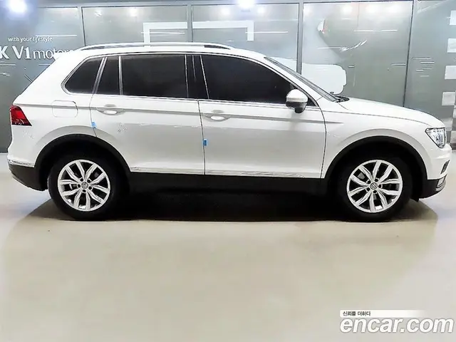 Volkswagen Tiguan 2020 2.0 АКПП, миниатюра 2