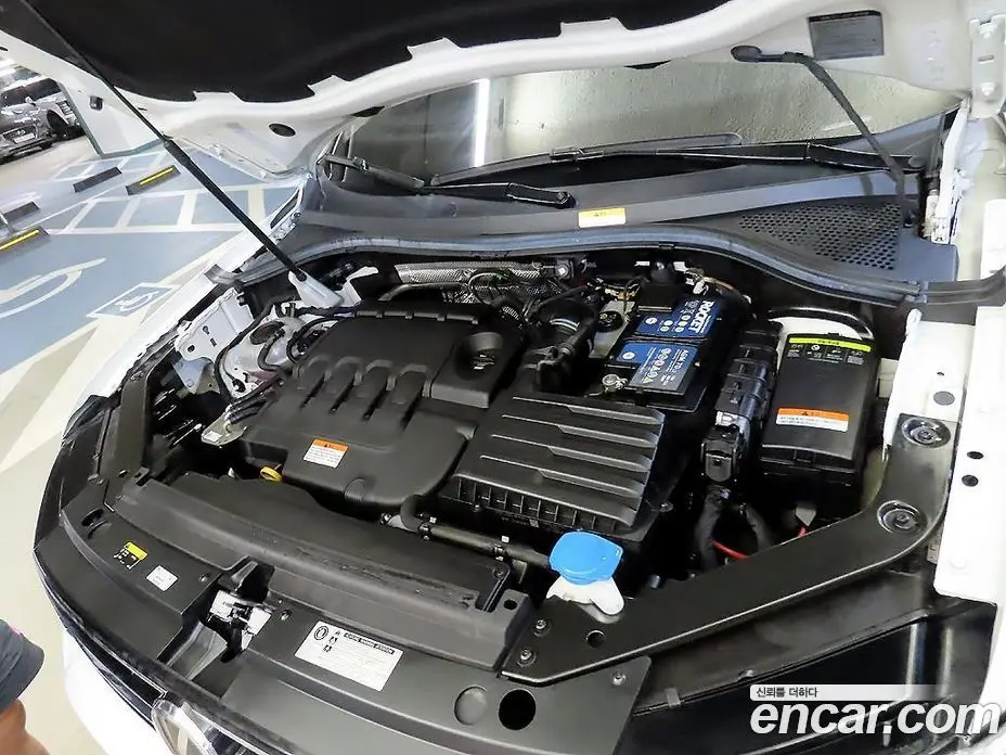 Volkswagen Tiguan 2020 2.0 АКПП, фото 19