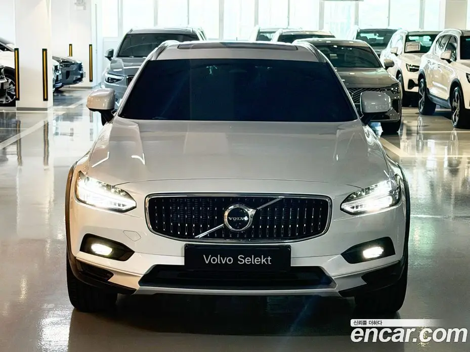 Volvo V90 2025 2.0 АКПП, фото 3