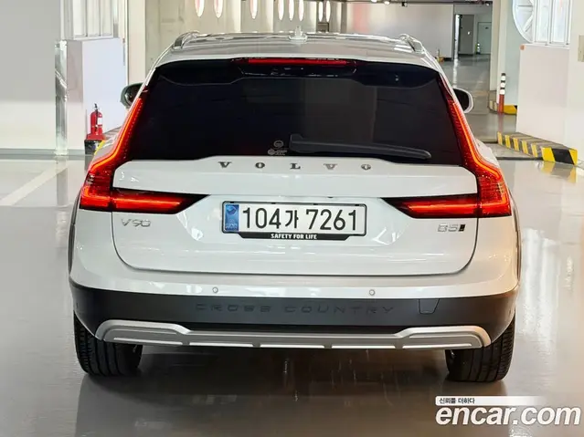 Volvo V90 2025 2.0 АКПП, миниатюра 4