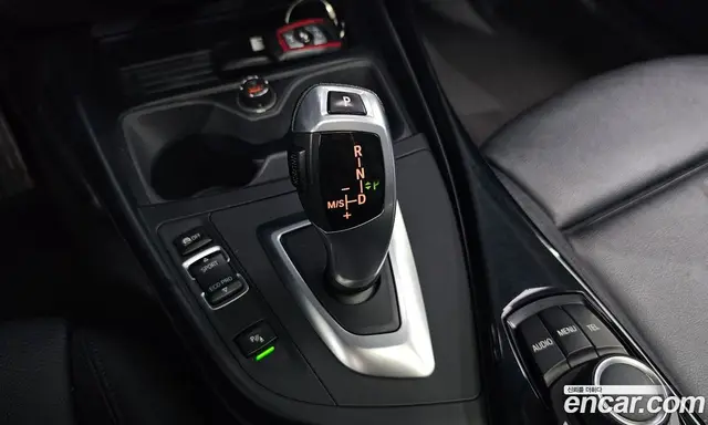 BMW 1 серия 2016 2.0 АКПП, миниатюра 9