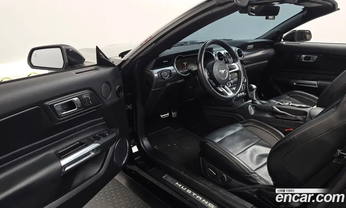 Ford Mustang 2019 2.3 АКПП, фото 13