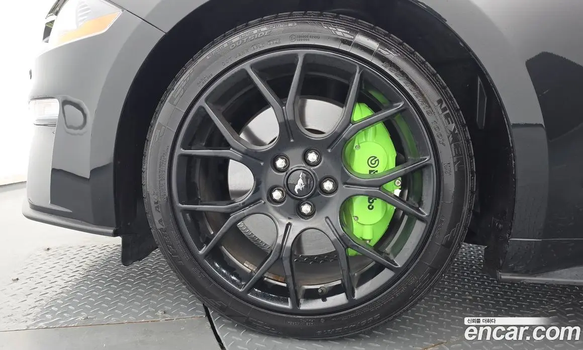 Ford Mustang 2019 2.3 АКПП, фото 5