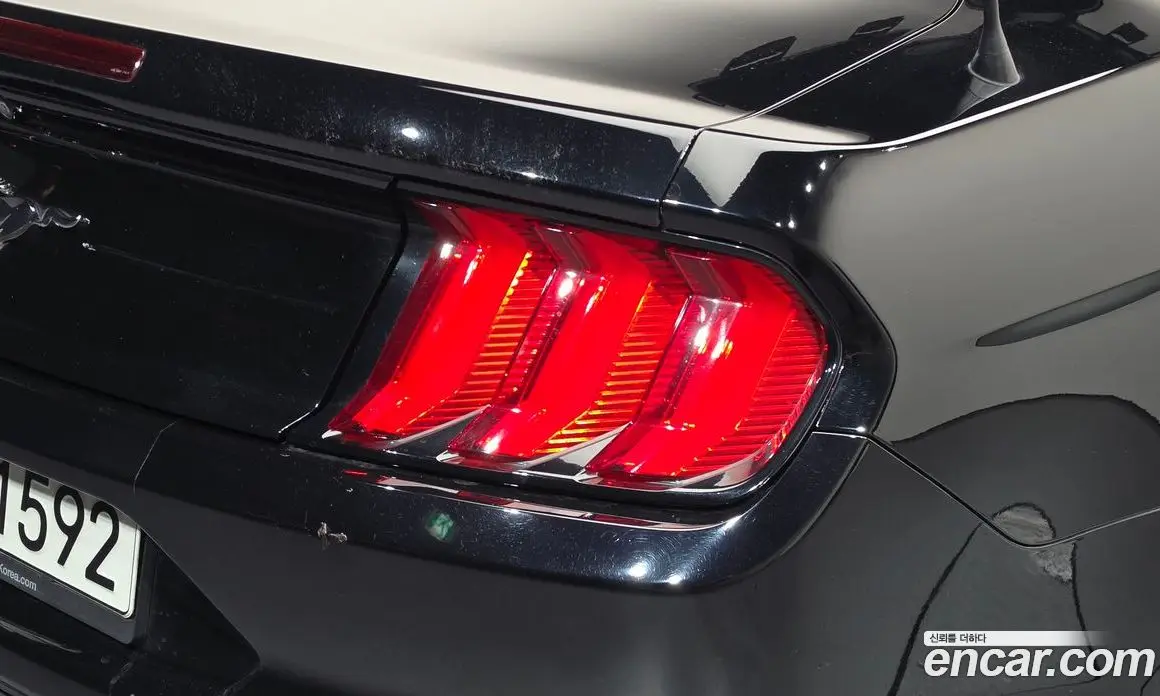 Ford Mustang 2019 2.3 АКПП, фото 9