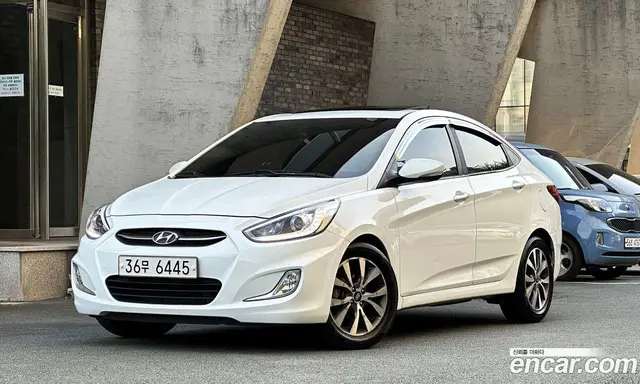 Hyundai Accent 2014 1.6 АКПП, миниатюра 2 Hyundai Accent 2014 1.6 АКПП, миниатюра 2