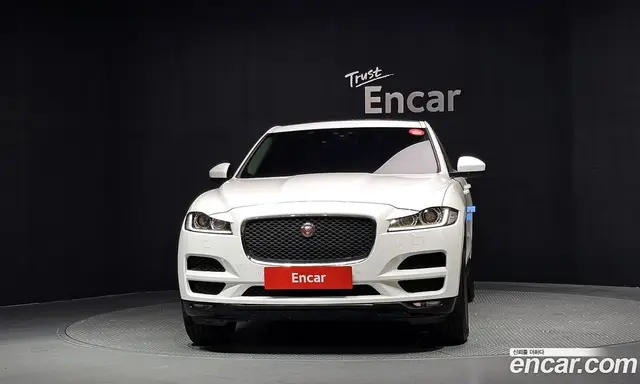Jaguar F-Pace 2018 2.0 АКПП, миниатюра 3