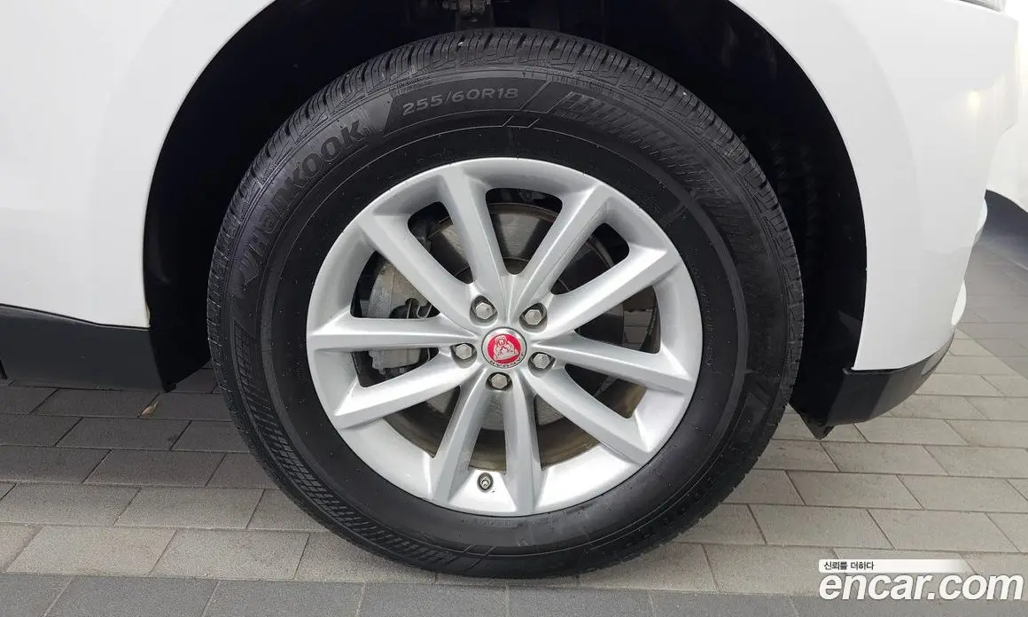 Jaguar F-Pace 2018 2.0 АКПП, фото 7