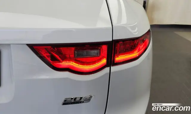 Jaguar F-Pace 2018 2.0 АКПП, миниатюра 9