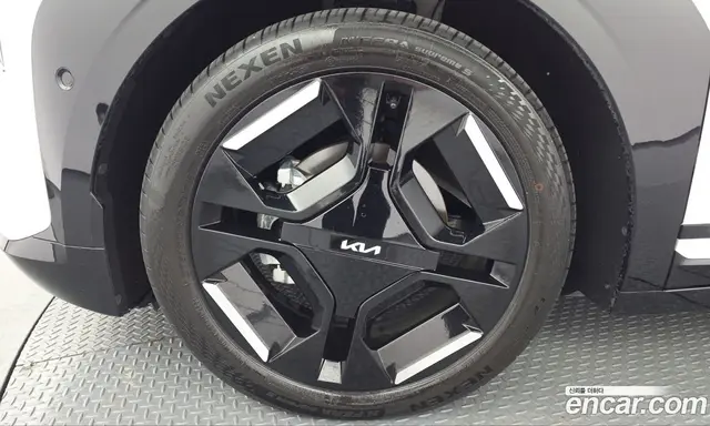 Kia EV3 2024 0.2 АКПП, миниатюра 5 Kia EV3 2024 0.2 АКПП, миниатюра 5