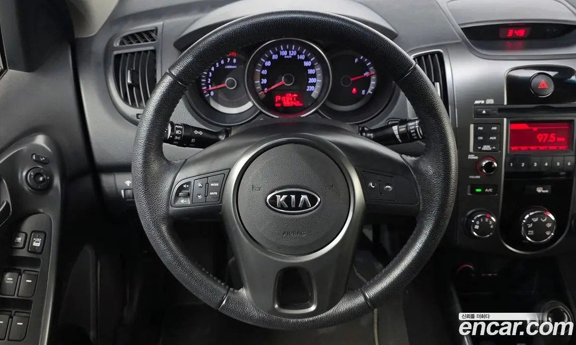 Kia Porte 2011 1.6 АКПП, фото 11