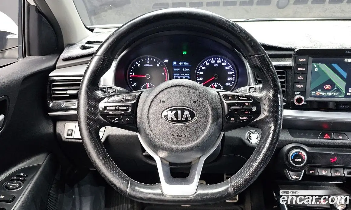 Kia Stonic 2018 1.6 АКПП, фото 13