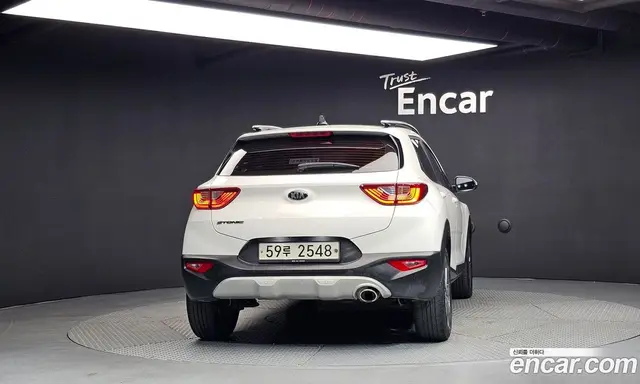 Kia Stonic 2018 1.6 АКПП, миниатюра 4