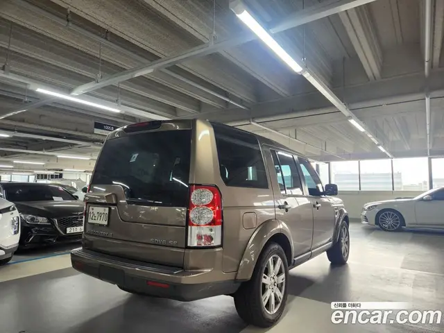 Land Rover Discovery 2011 3.0 АКПП, миниатюра 3