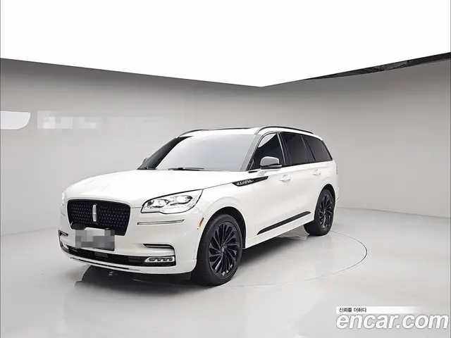 Lincoln Aviator, 2023, 40 452 км