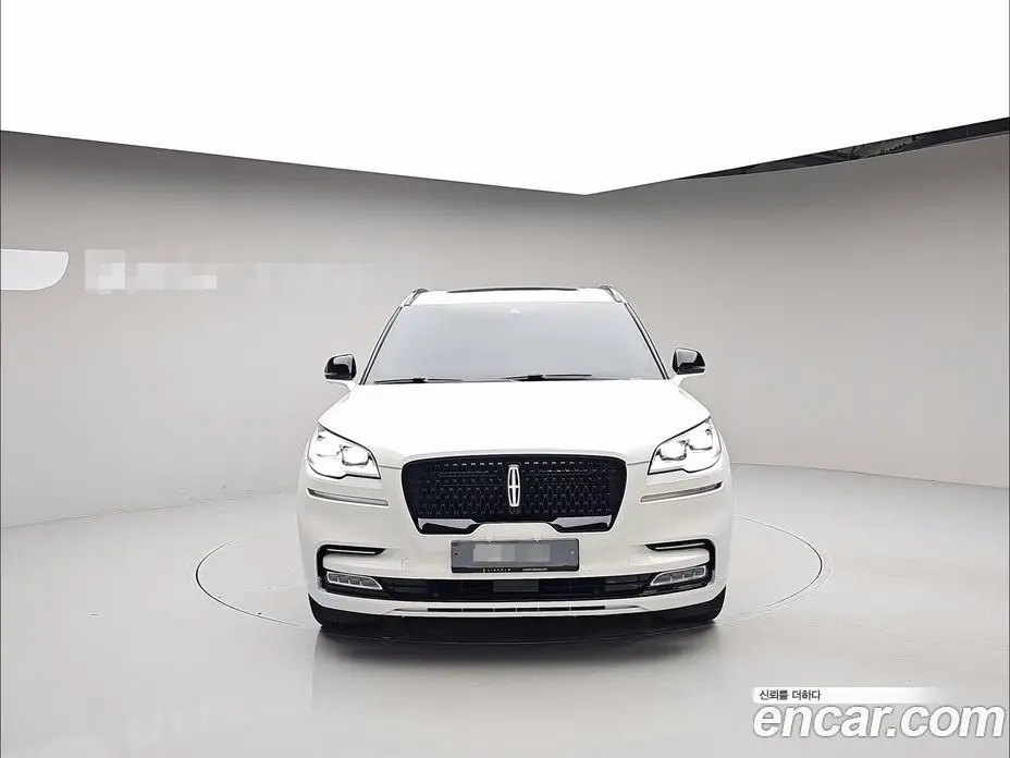 Lincoln Aviator 2023 3.0 АКПП, фото 3