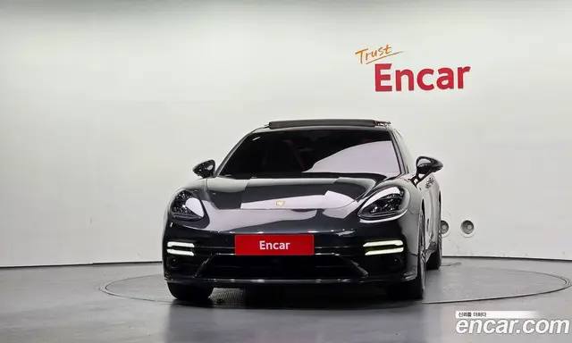 Porsche Panamera 2018 3.0 АКПП, миниатюра 3